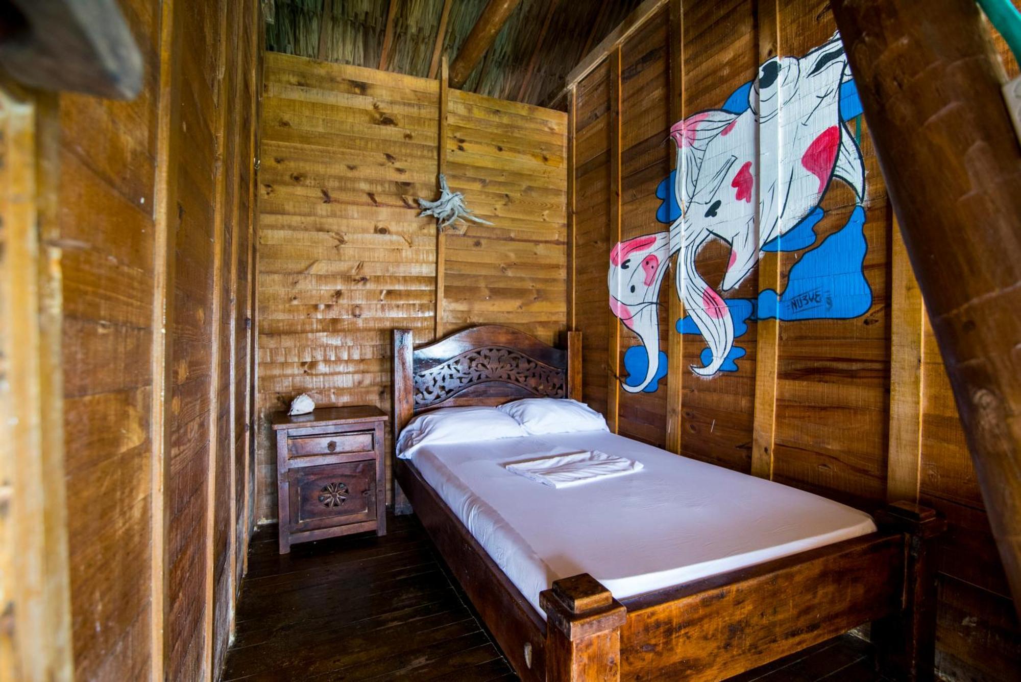 Готель Casa En El Agua Tintipan Island Екстер'єр фото